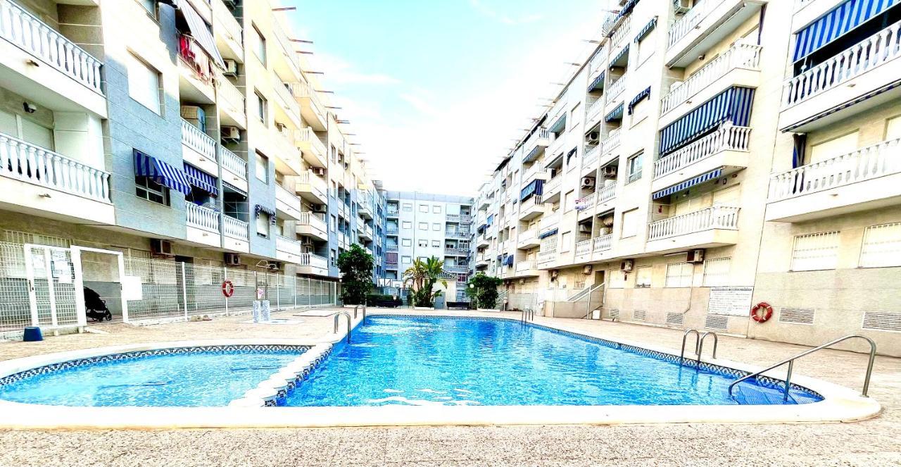 Torrevieja Comfortable Apartment Ngoại thất bức ảnh