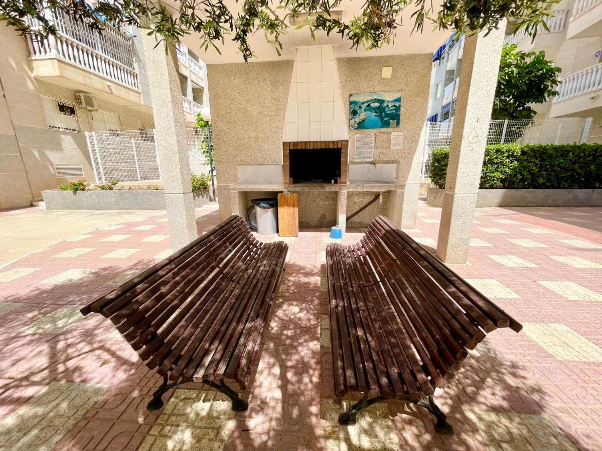 Torrevieja Comfortable Apartment Ngoại thất bức ảnh